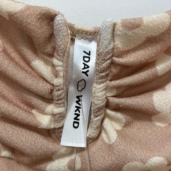 Tan Flower Dress-OS! - Picture 5 of 11